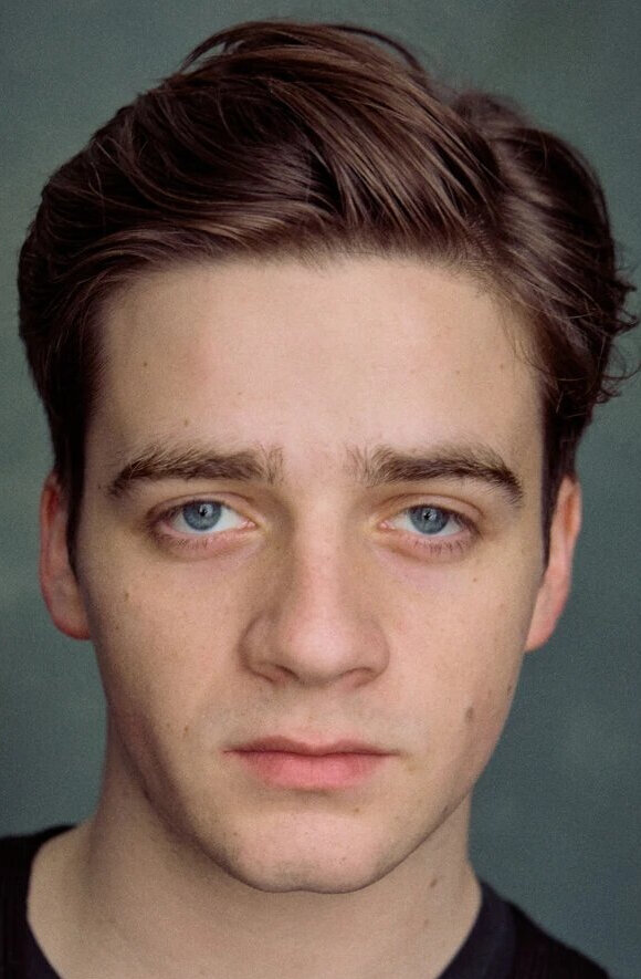 фото Луис Хили