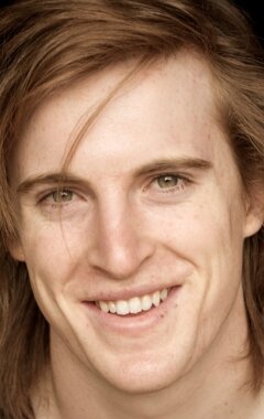 фото Томас Ларкин