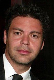 фото Лоуренс Грэй