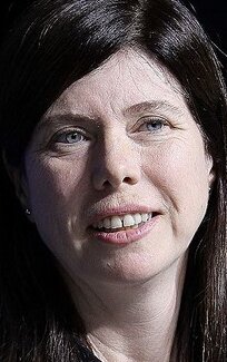 фото Джоэнн Селлар