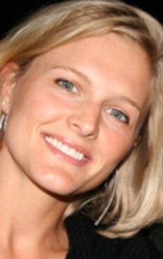 фото Мэнди Хьюз