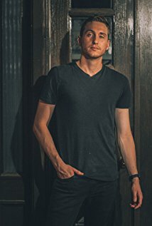 фото Тад Сэлли