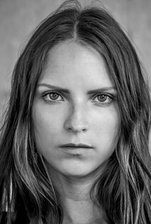 фото Паулетта Эрнандес