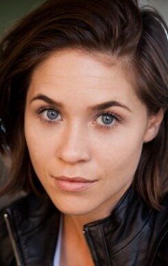 фото Эшли Ст. Джордж