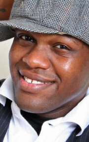 фото Gerald Yelverton