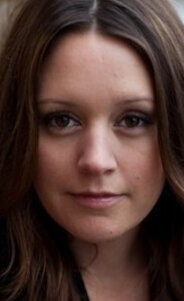 фото Хиллари Линдси