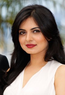 фото Нихарика Сингх