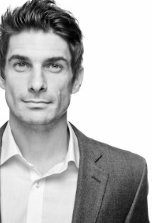 фото Крэйг Расселл