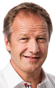 фото Танели Мякеля