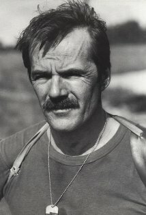 фото Роберт Ф. Лайонс