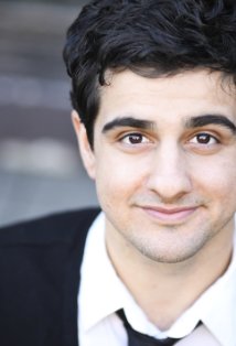 фото Эйден Кардеи