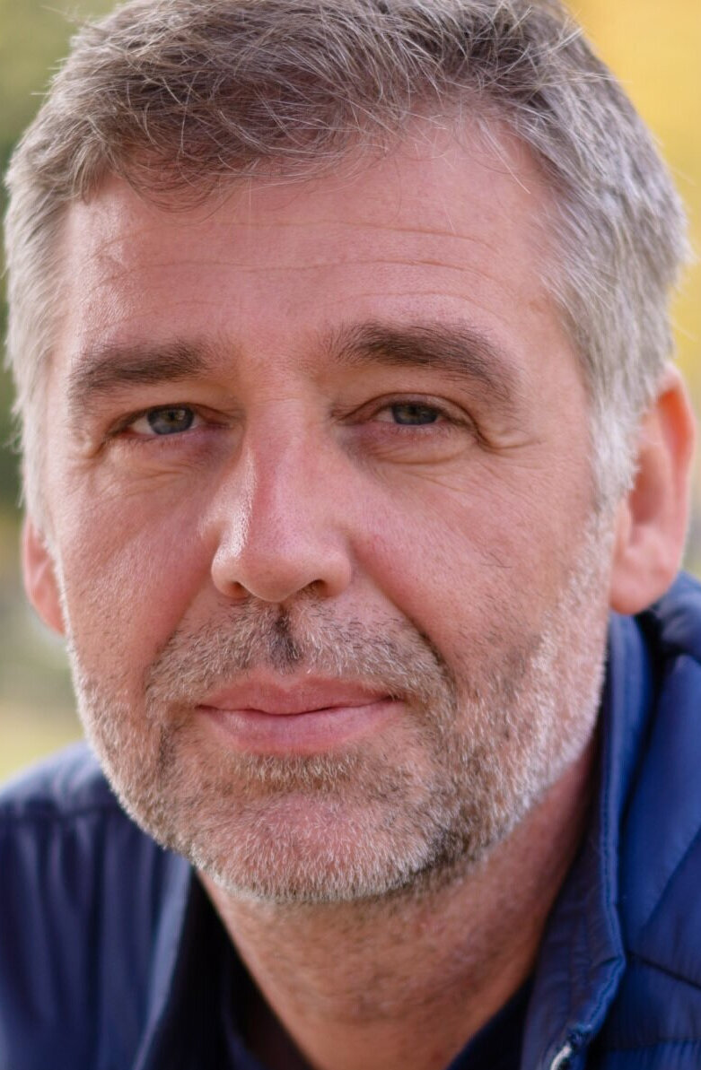 фото Виктор Божинов