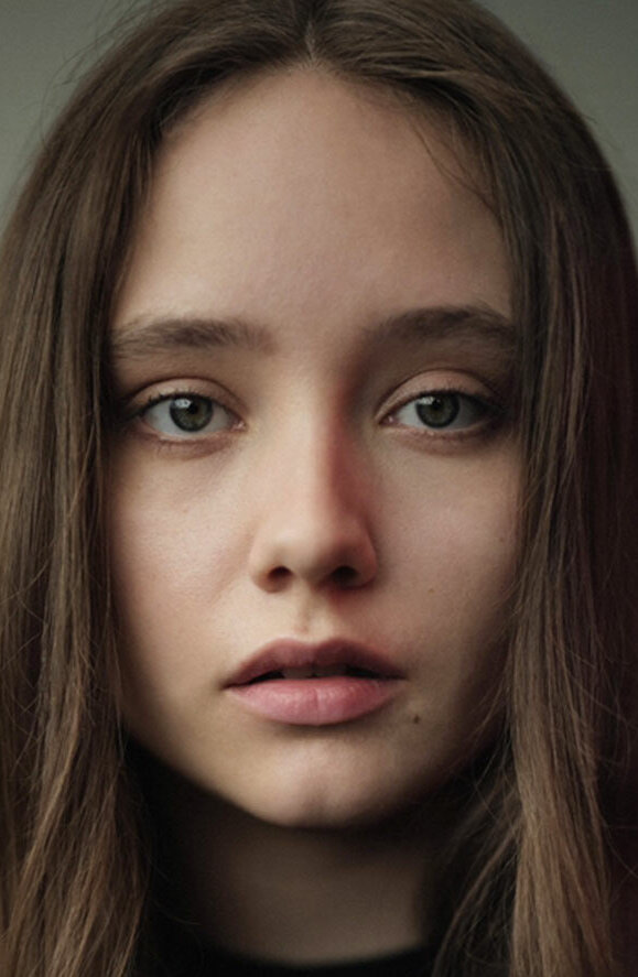 фото Руби Стоукс