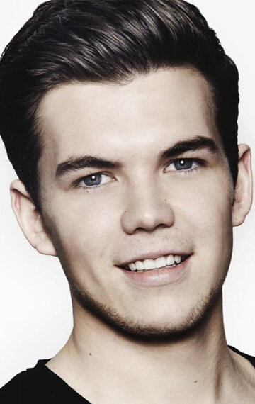 фото Люк Ньютон