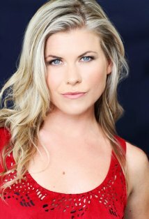 фото Эми Уоллер