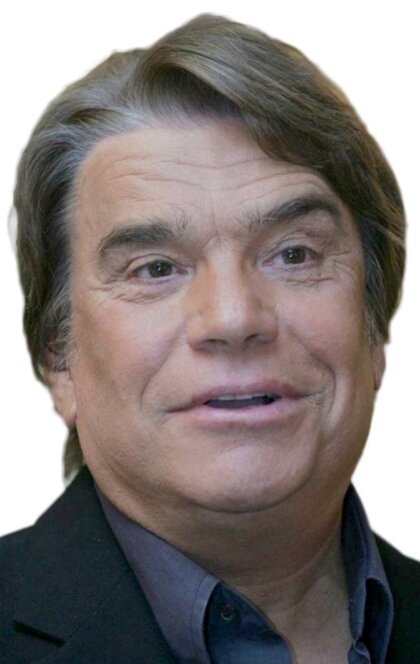 фото Бернар Тапи