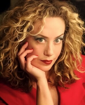 фото Эшли Уэст Леонард