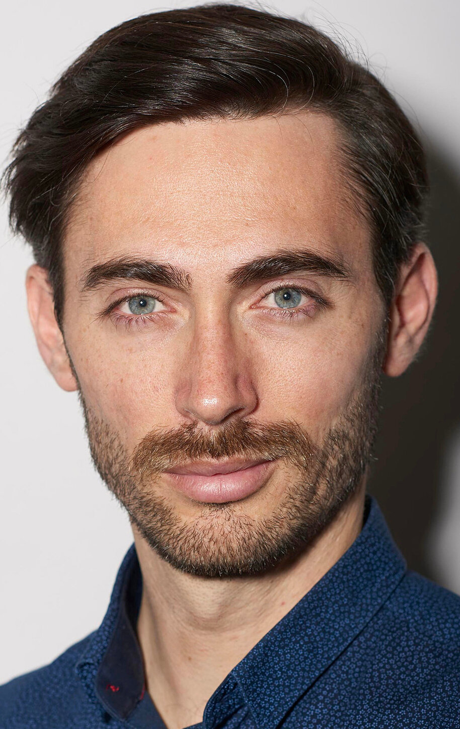 фото Джейк Дж. Меньяни