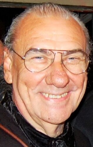 фото Билл Уорд