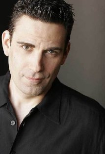 фото Джонатан Мур