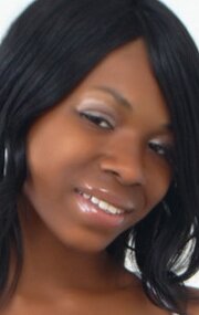 фото Кики Армани