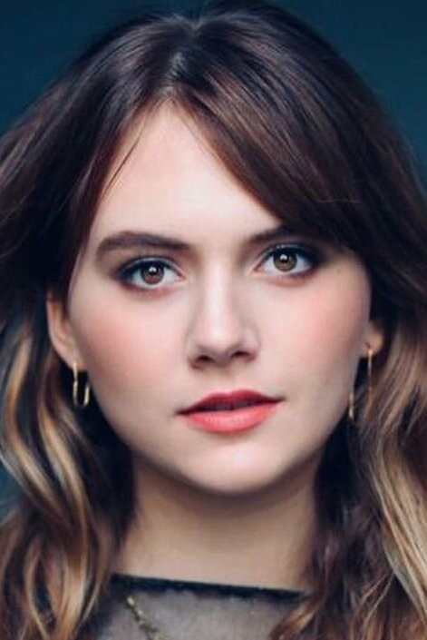 фото Эмилия Джонс