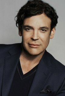 фото George Caceres