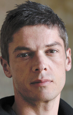 фото Самуэль Жуи