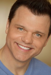 фото Anthony Lowe