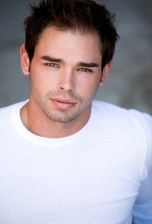 фото Девин Тофт