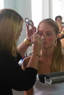 фото Келси Динихэн