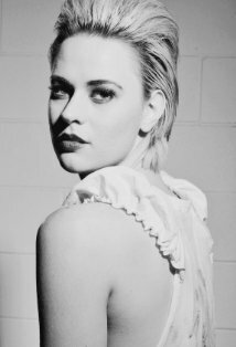 фото Жаклин Истон