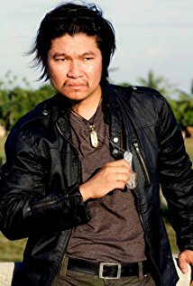 фото Джеймс Ломахан