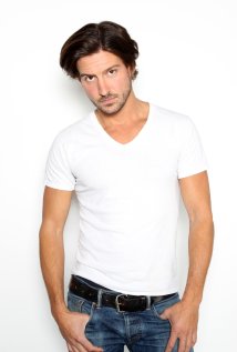 фото Джонатан ЛаВалли