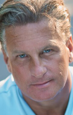 фото Майк Джером Путнэм