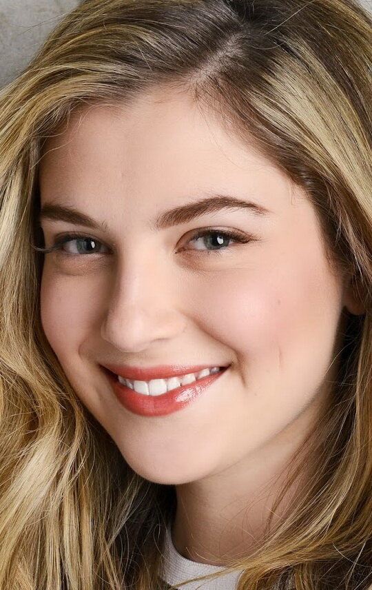 фото Зои Левин