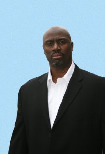 фото Michael Primo