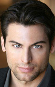 фото Т.Дж. Хобан