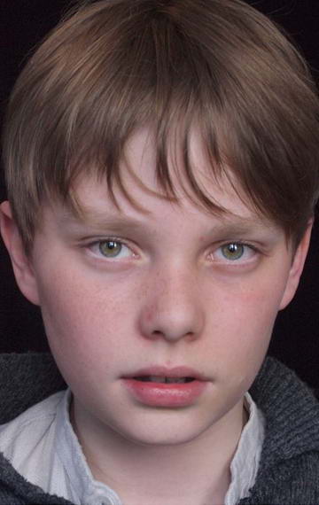 фото Адам Уилсон