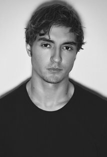 фото Alec Whaite