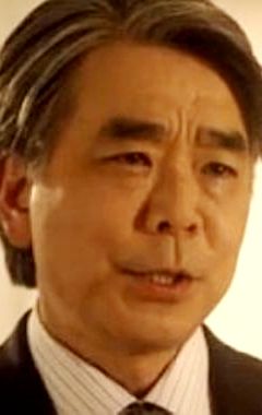 фото Деннис Акаяма