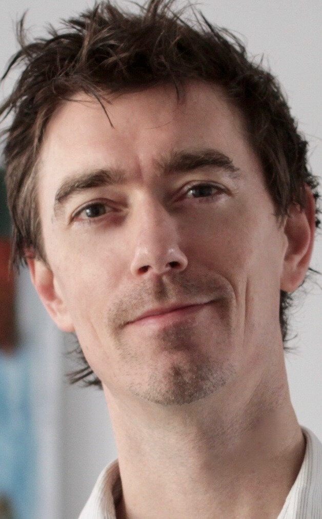 фото Бастиан Скиотт