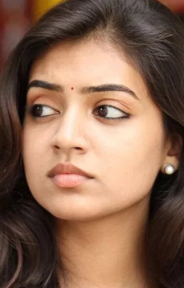 фото Назрия Назим