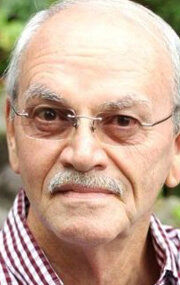 фото Чак Кларк