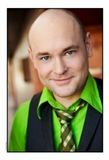 фото Нич Кауффман