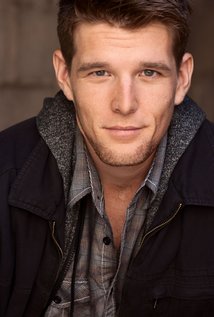 фото Garrett Schweighauser