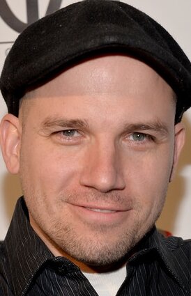 фото Эпик Ллойд