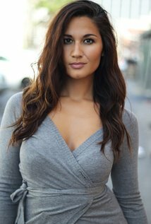 фото Tara George