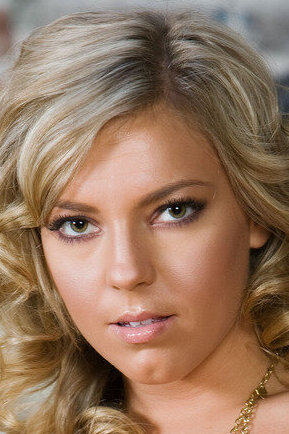 фото Элли Кэй