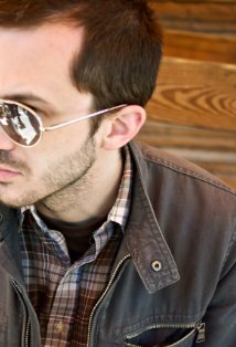 фото James Collin